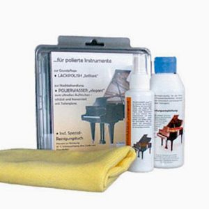 Piano-cleaning-kit